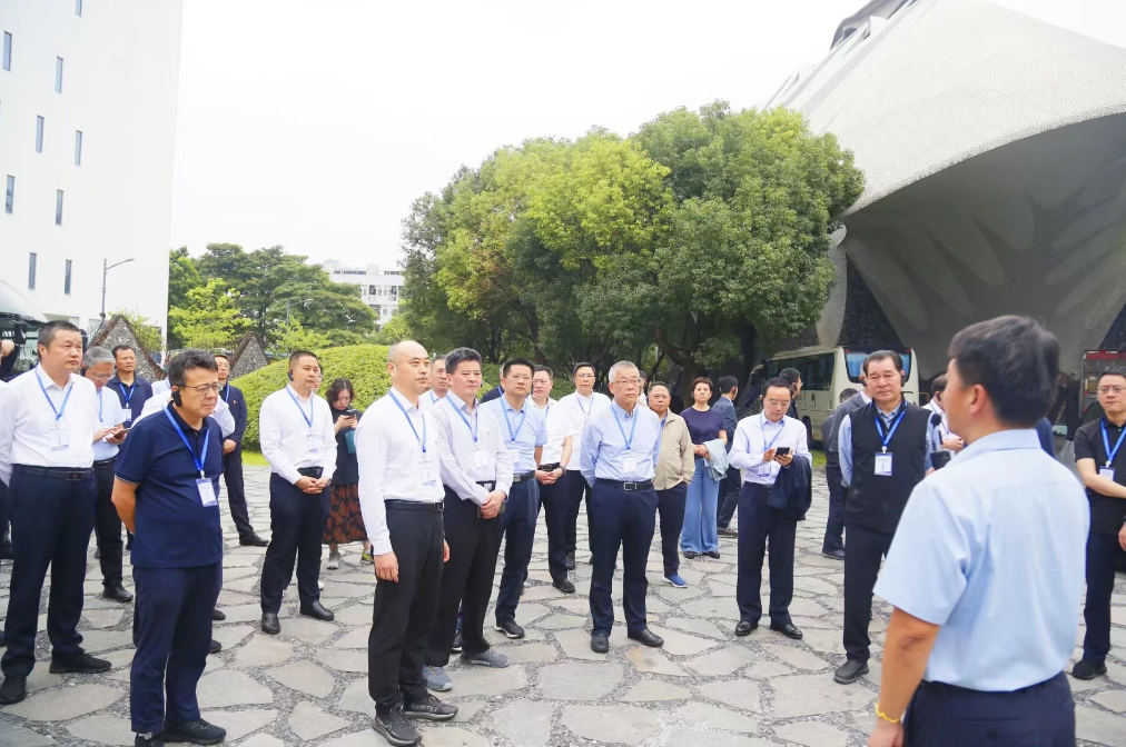 1761787930838134.png 123.png